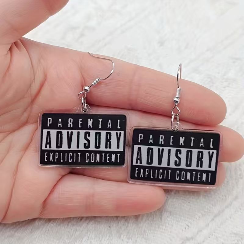 Earrings - 10 adet akrilik siyah beyaz alıntı