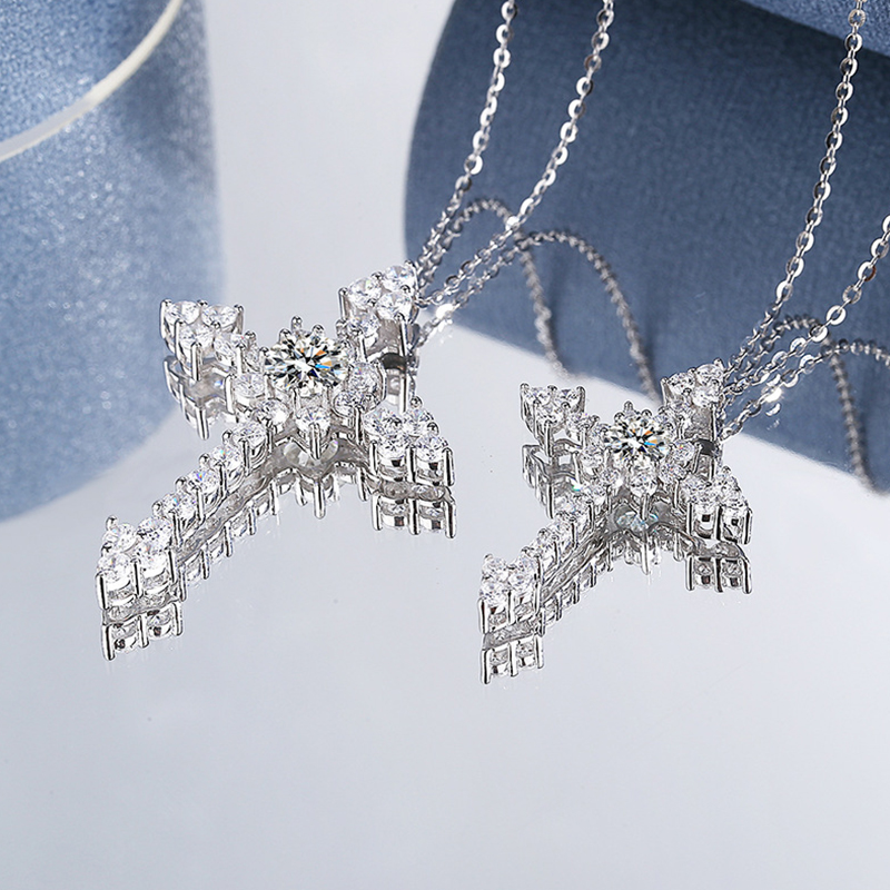 IOGOU 0.5/1CT D VVS1 Mozanit Ç - Cross Pendant Necklace Gold incelemesi ve fiyatı