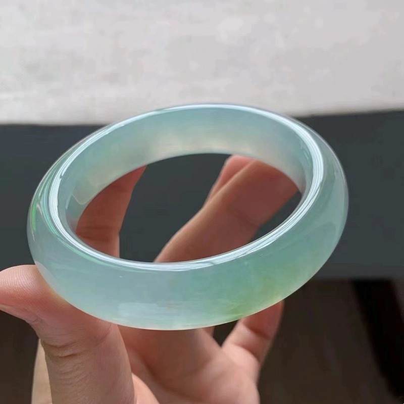 Kızlar için hafif buz yeşili,  - Bracelets incelemesi ve fiyatı