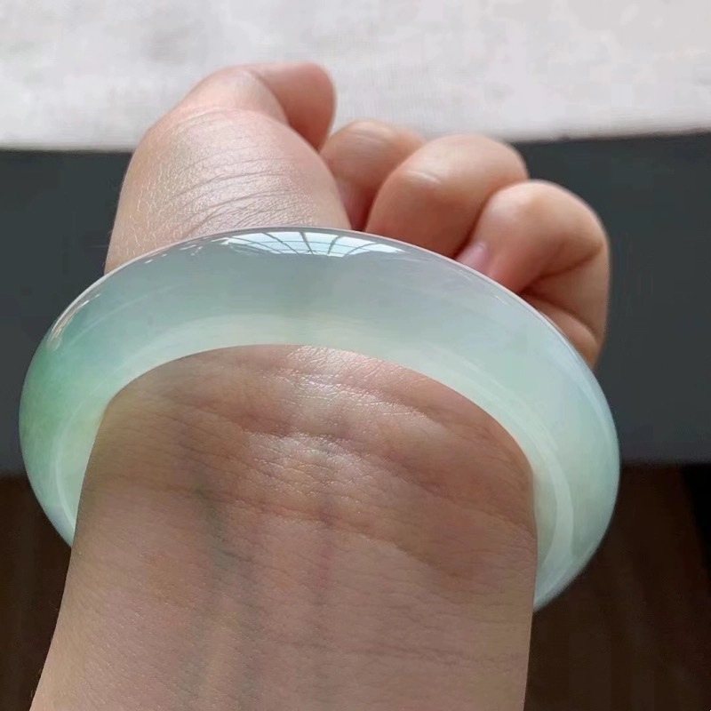Kızlar için hafif buz yeşili,  - Bracelets incelemesi ve fiyatı